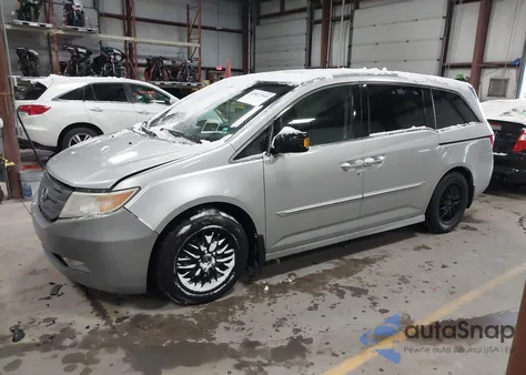 2011 Honda Odyssey Touring/Touring Elite из США, поврежденный, VIN 5FNRL5H93BB104629